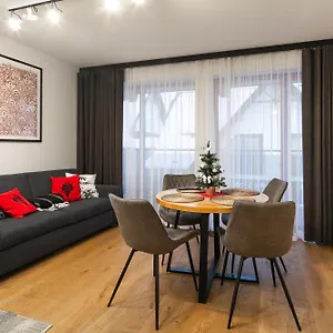https://apartament-szymanska-2-antalowka-12.zakopanehotels.org