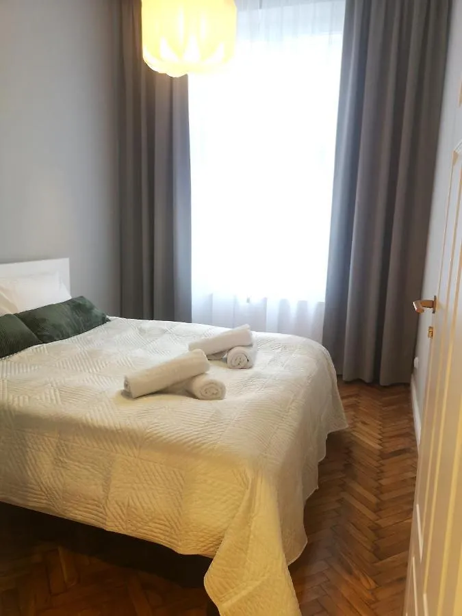 Green Chill Apt Old Town & Wawel Hill By Vistula River - By Homelike Krakow Apartment