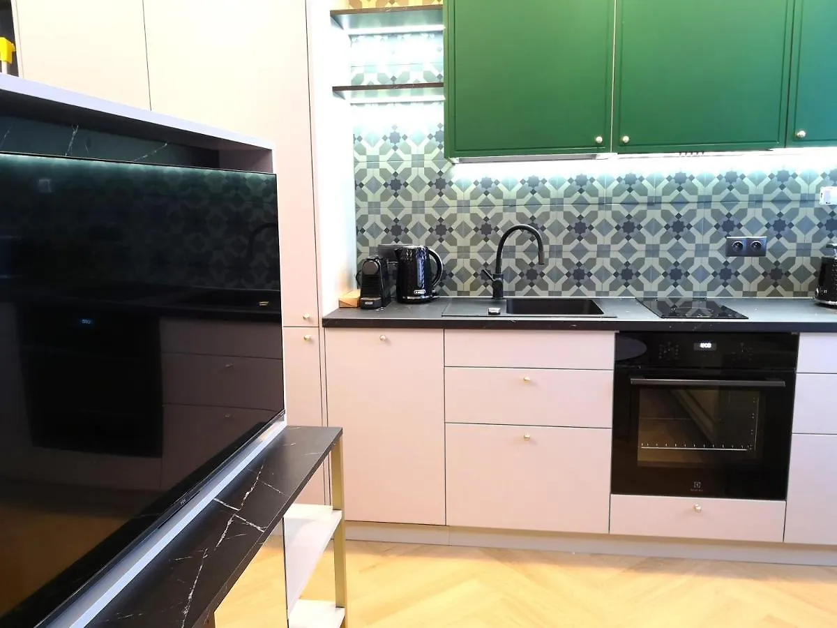 Green Chill Apt Old Town & Wawel Hill By Vistula River - By Homelike Krakow Apartment