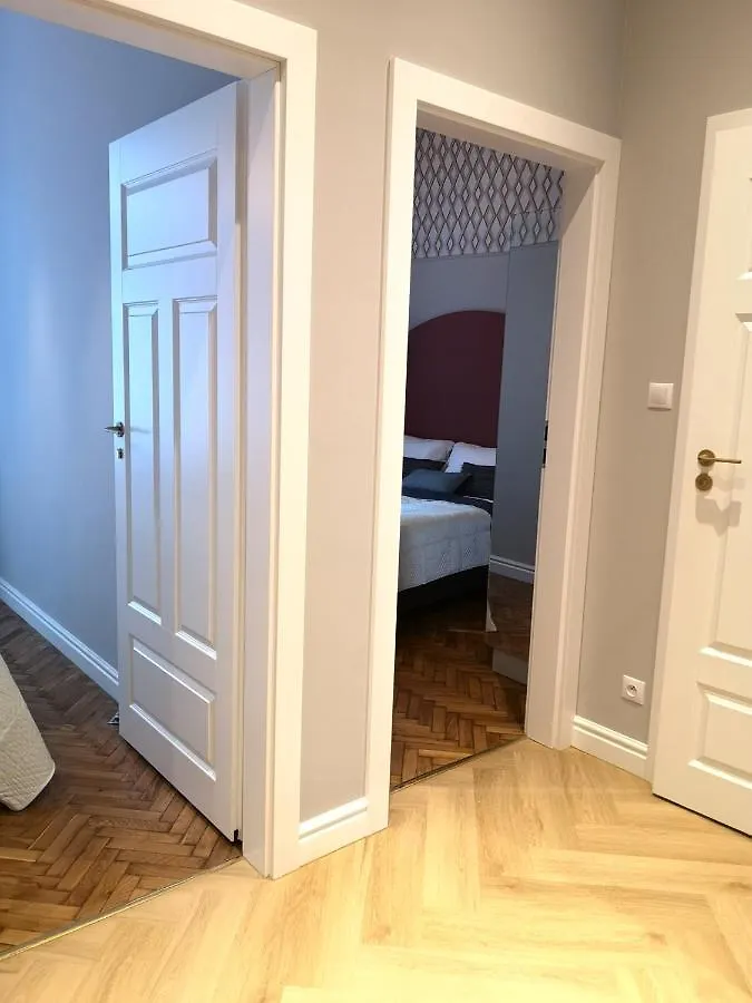 Apartment Green Chill Apt Old Town & Wawel Hill By Vistula River - By Homelike Krakow