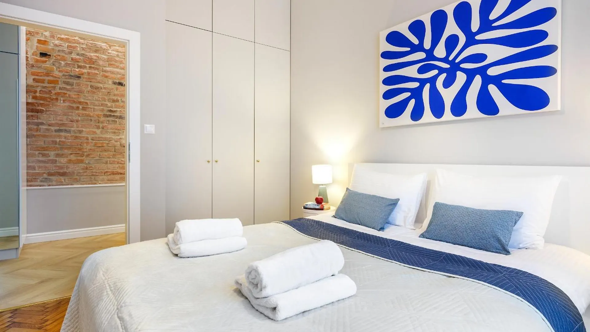 Green Chill Apt Old Town & Wawel Hill By Vistula River - By Homelike Krakow Apartment