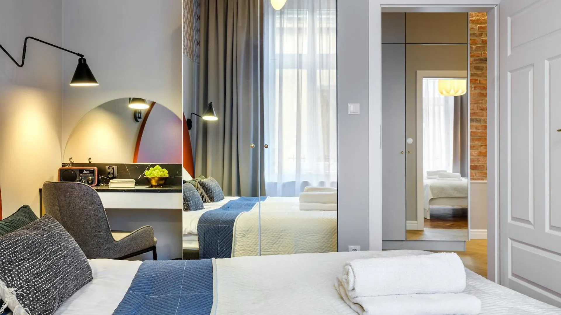 Apartment Green Chill Apt Old Town & Wawel Hill By Vistula River - By Homelike Krakow